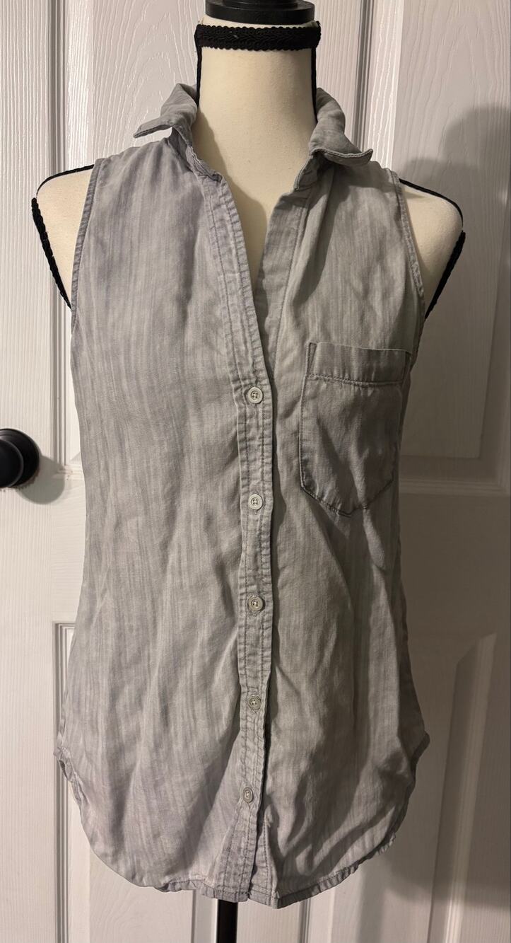 Cloth & Stone By Anthropologie Button Down Sleeveless Shirt Women's Small Gray